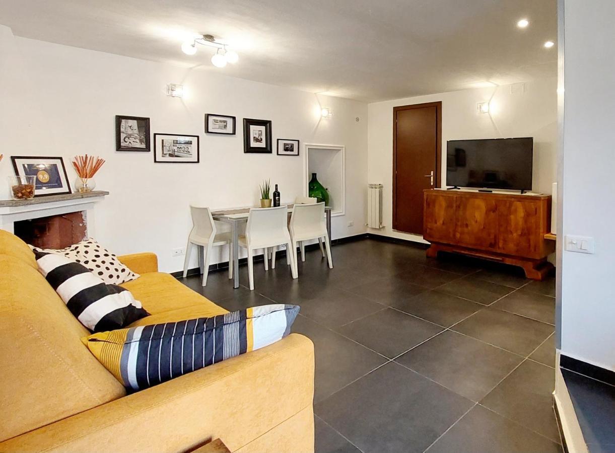 Casa Del Moro - Romantic Loft In Trastevere Exteriör bild