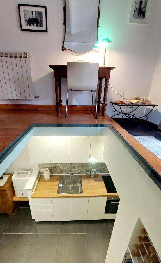 Casa Del Moro - Romantic Loft In Trastevere Exteriör bild