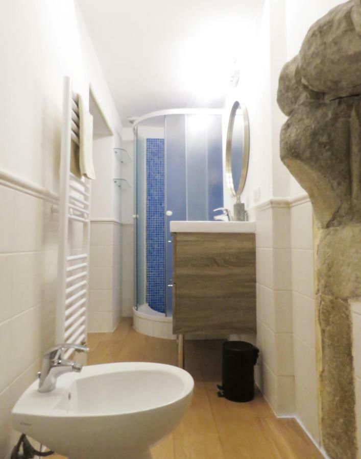 Casa Del Moro - Romantic Loft In Trastevere Exteriör bild